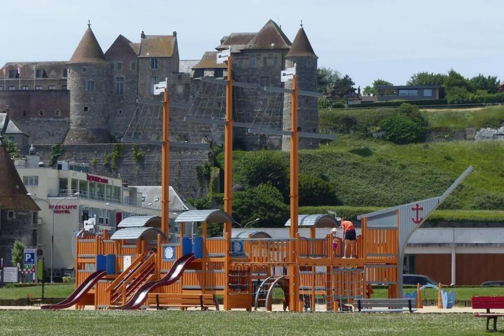Quai 65 , 3 Pieces Sur Le Port, A 250 M De La Rue Pietonne Et De La Mer Dieppe Exterior photo